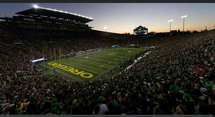 BREAKING NEWS:     OREGON DUCKS SHOCK FANS WITH STUNNING ANNOUNCEMENT: NEW $500 MILLION FOR…