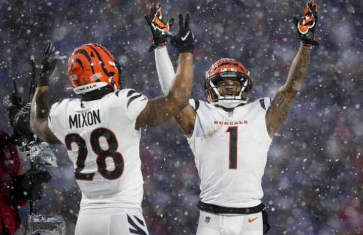 BENGALS ROAR TO VICTORY IN THRILLING CHAMPIONSHIP REMATCH AGAINST THE…